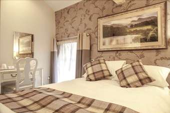 Hotel Crofters Lodge