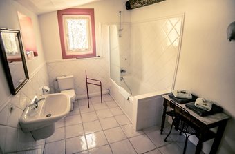 Apartamento H�tel De L'orange Les G�tes