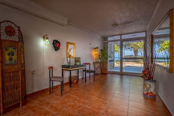Apartamentos Lambros