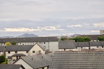 2 Bedroom Apartment In Granton Area