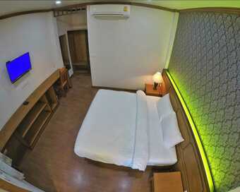 Hotel Reuan Napasorn