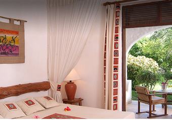 Hotel Pinewood Beach Resort And Spa