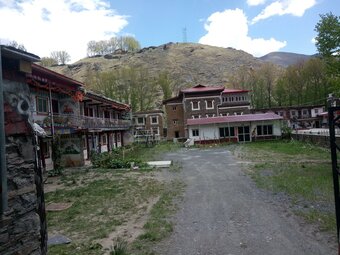 Zhi Shang Hua Ka Holiday Hotel