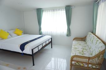 Hotel The White Village Ranong Resort