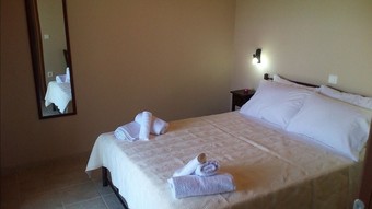 Bed & Breakfast Anthosguesthouses