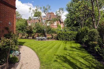 Luxurious Hampstead Home With Gorgeous Garden