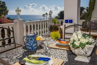 Lg-private Villa And Pool 100m To Beach