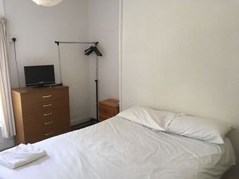 Hotel Canberra Guest House