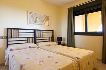 Aparthotel Apartamentos Playamarina