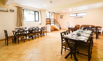 Hotel Treebo Aroma Park