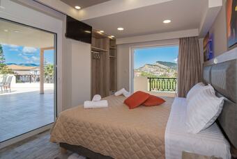 Apartamentos El Barco Luxury Suites
