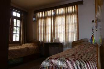 Bed & Breakfast Sherpa Homestay