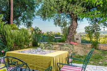 Villa Liofyto Apartments