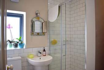 2 Bedroom Townhouse In Dublin City Centre