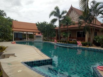 Hotel Dollaporn House