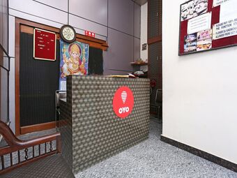 Hotel Oyo 9377 Prakash Continental