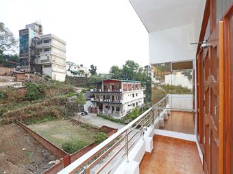 Apartamentos Oyo 13502 Home 2bhk Simran Villa Dit