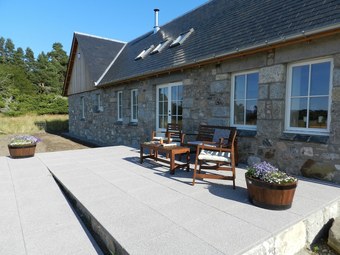 Highland Holiday Homes - Easter Tulloch