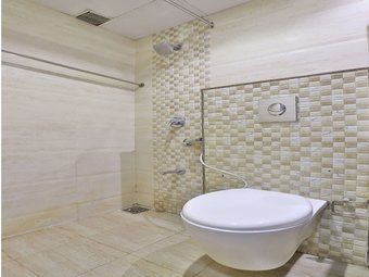 Oyo 14837 Hotel Uberoi Anand