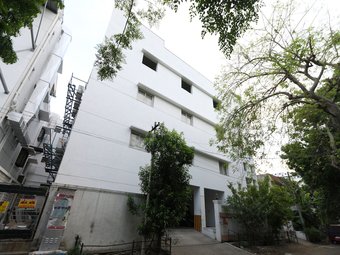 Oyo 683 Hotel Sri Chakra Inn