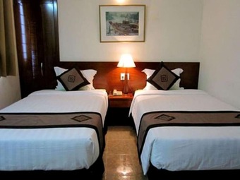 Hotel Akash Sarovar