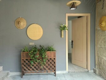 Bed & Breakfast Yunshang Xiling Boutique Inn