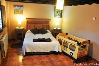 Bed & Breakfast Casa Rural La Hermeda�a