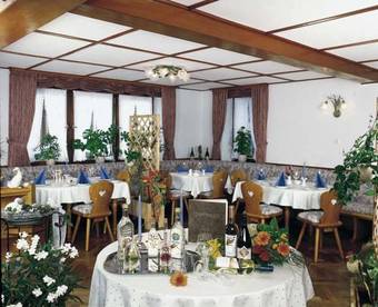 Hostal Gasthaus Zum Hirschen
