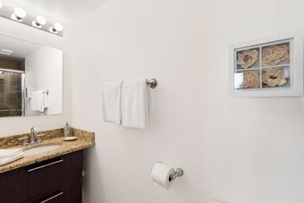 Villa Yamagi - The Enclave Hotel & Suites