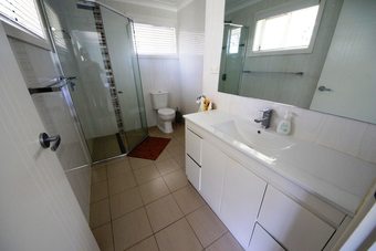 Briney Mia At Hat Head