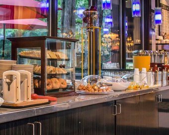 The Woodlands Inn, Ascend Hotel Collection