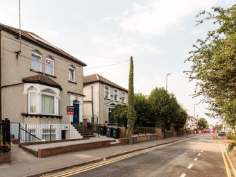 Dartford Luxurious Apartment