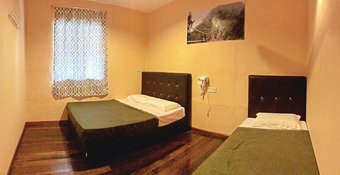 Hostal Happy Garden Resort - Hostel