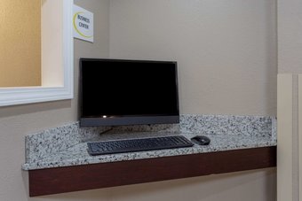 Hotel Super 8 By Wyndham South Holland