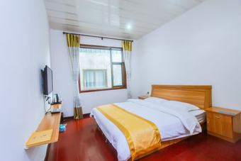 Yijie Holiday Hotel  Laiyuan Baishishan