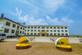 Yijie Holiday Hotel Fengning Lazhaying