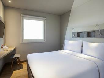 Hotel Ibis Budget Surabaya Diponegoro