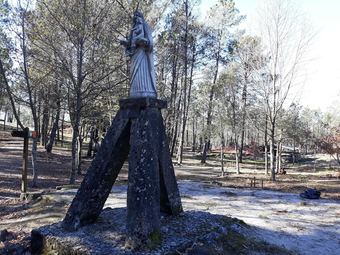 House With One Bedroom In �gueda, With Wonderful Mountain View, Pool Access, Enclosed Garden - 55 Km From The Beach