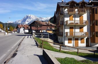 Apartamento Casa Brostolade