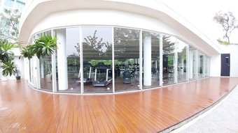 Luxury Spacious Satu8 Apartment Near Lippo Puri