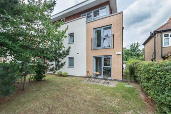 Hampden Apartments - The Alexandra