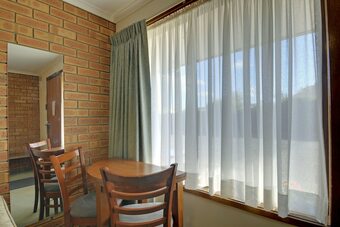 Always Welcome Motel