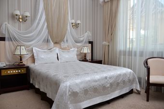 Sofievsky Posad Hotel