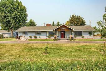 Racing Horse Ranch And Guest House ~ Free Golf!