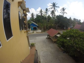 Bed & Breakfast Artha Homestay Tomia