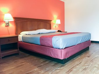 Motel 6 Front Royal, Va