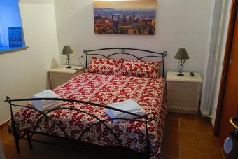 Bed & Breakfast Cam�