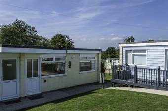 Cabana 118 Sandown Bay Retreat