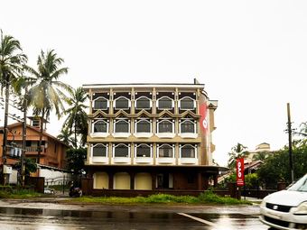 Oyo 16096 Flagship Purushottam Hotel Mapusa