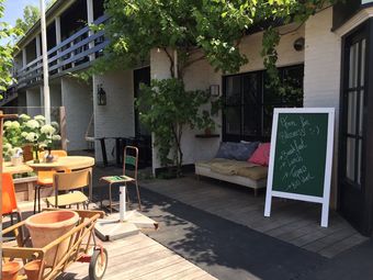 Bed & Breakfast The Bliss Hotel Kitchen & Deli